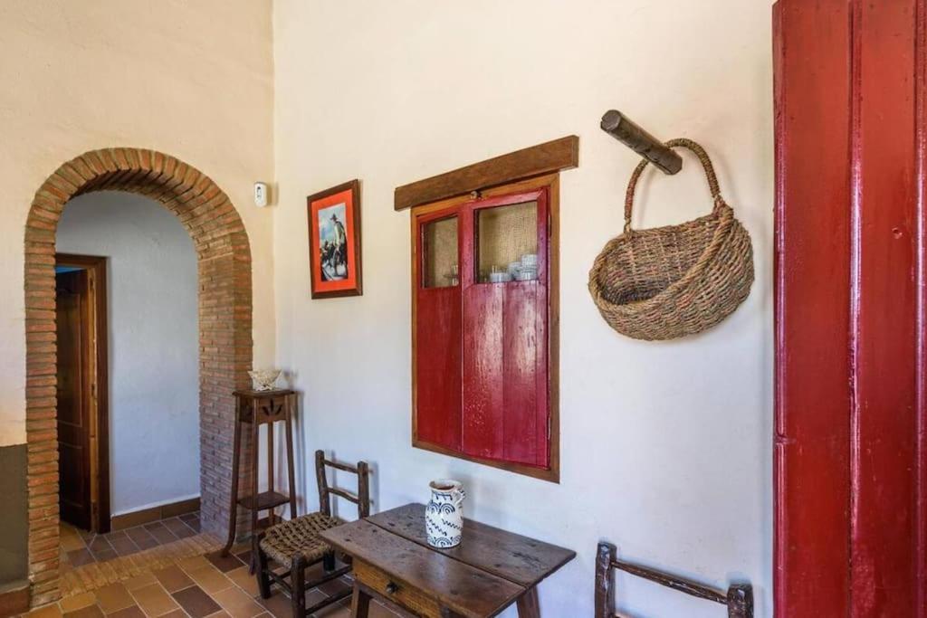 Casa Cortijo En Dehesa Sierra Leon Villa ลา ปัวบลา เด ลอส อินฟานเตส ภายนอก รูปภาพ