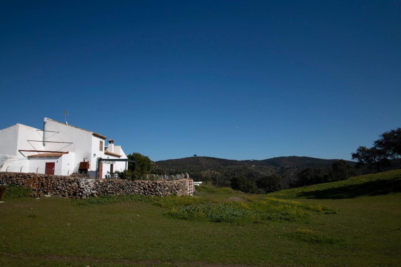 Casa Cortijo En Dehesa Sierra Leon Villa ลา ปัวบลา เด ลอส อินฟานเตส ภายนอก รูปภาพ